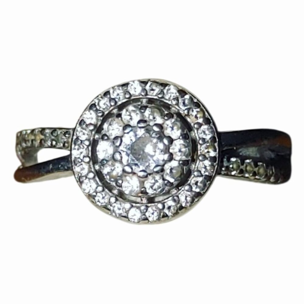 Halo Engagement Ring Size 7 Sterling Silver S925  Clear Cubic Zirconia Stones